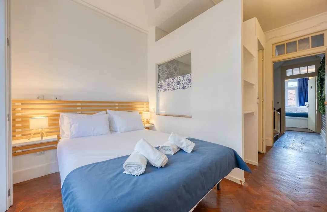 Oporto Clerigos Center Rooms-1