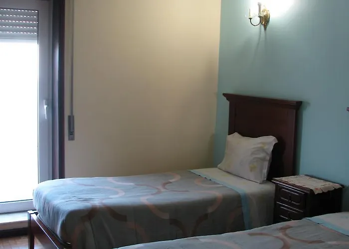 Hoteles cerca de Catedral de Oporto